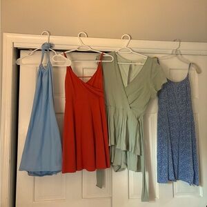 4 casual dresses / all for price of 1